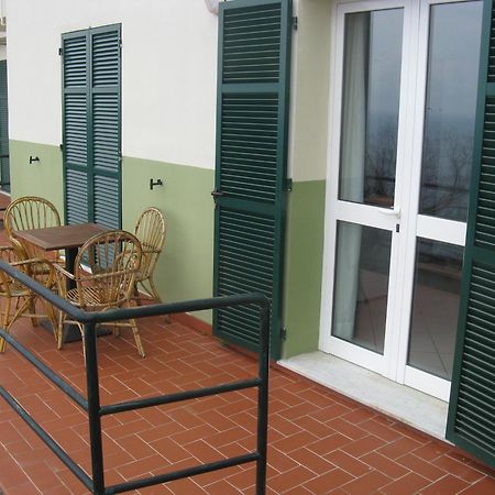 Residence Borgo San Sebastiano Bergeggi Exterior foto