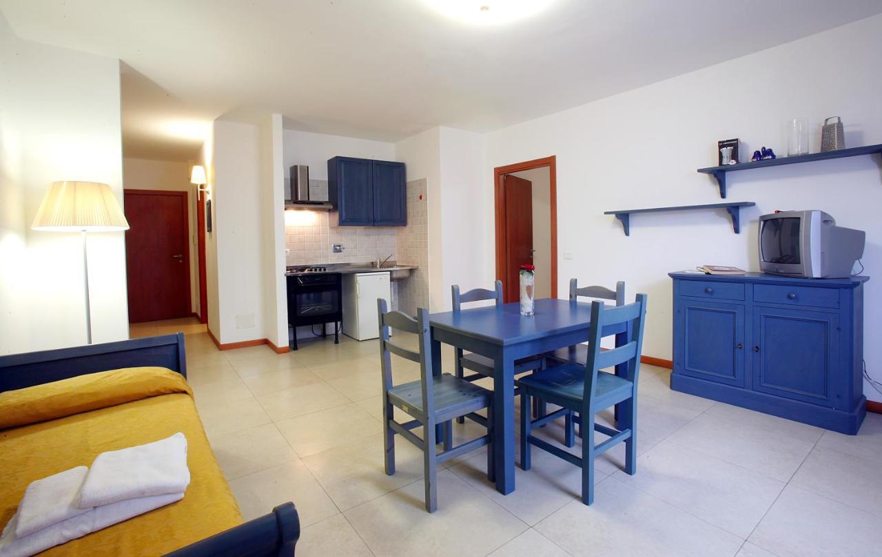 Residence Borgo San Sebastiano Bergeggi Habitación foto